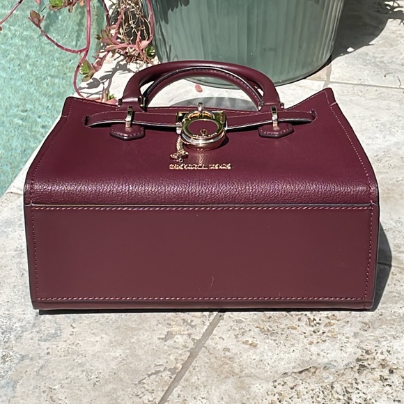 Michael Kors Hamilton Sm Satchel/Shoulder/Xbody In Merlot w/Gold-Toned HW NWOT - Picture 9 of 17